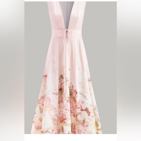 Commense Dresses & Skirts - Elegant Pink Floral Maxi Dress